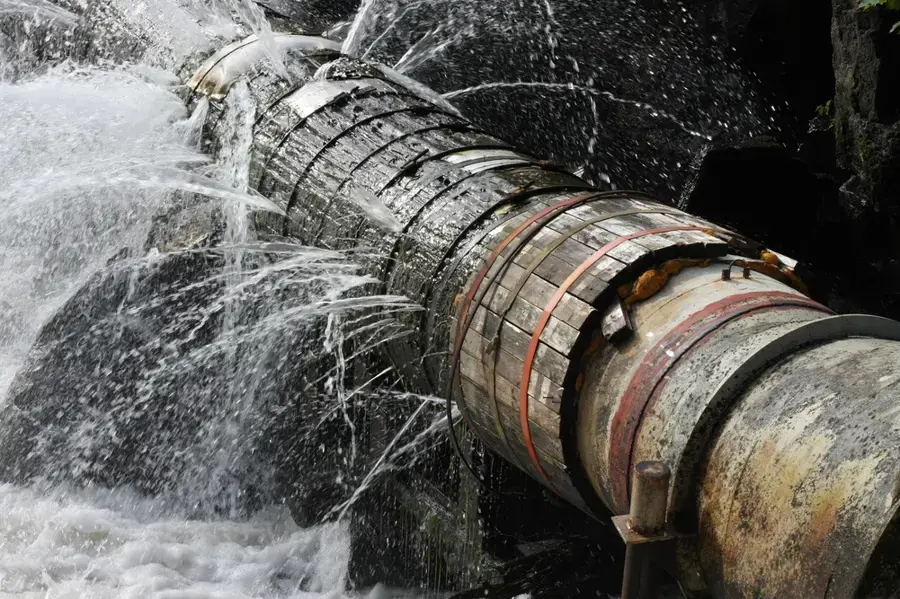 Burst Pipe Water Damage in Elsmere, DE